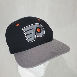 Philadelphia Flyers Hat Zephyr Official NHL Cap Black Gray P Bill Snapback
